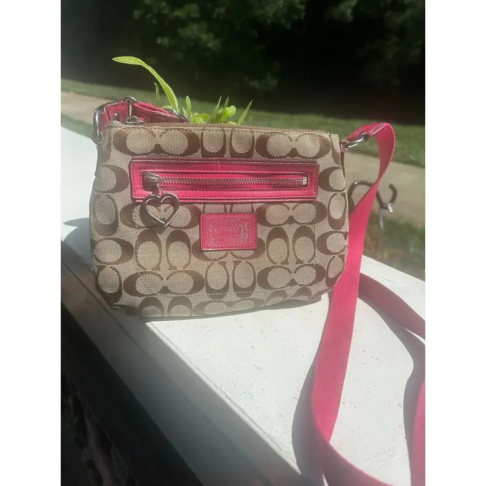 Coach Signature Khaki Pink Jacquard Swingpack Crossbody Bag Heart Charm